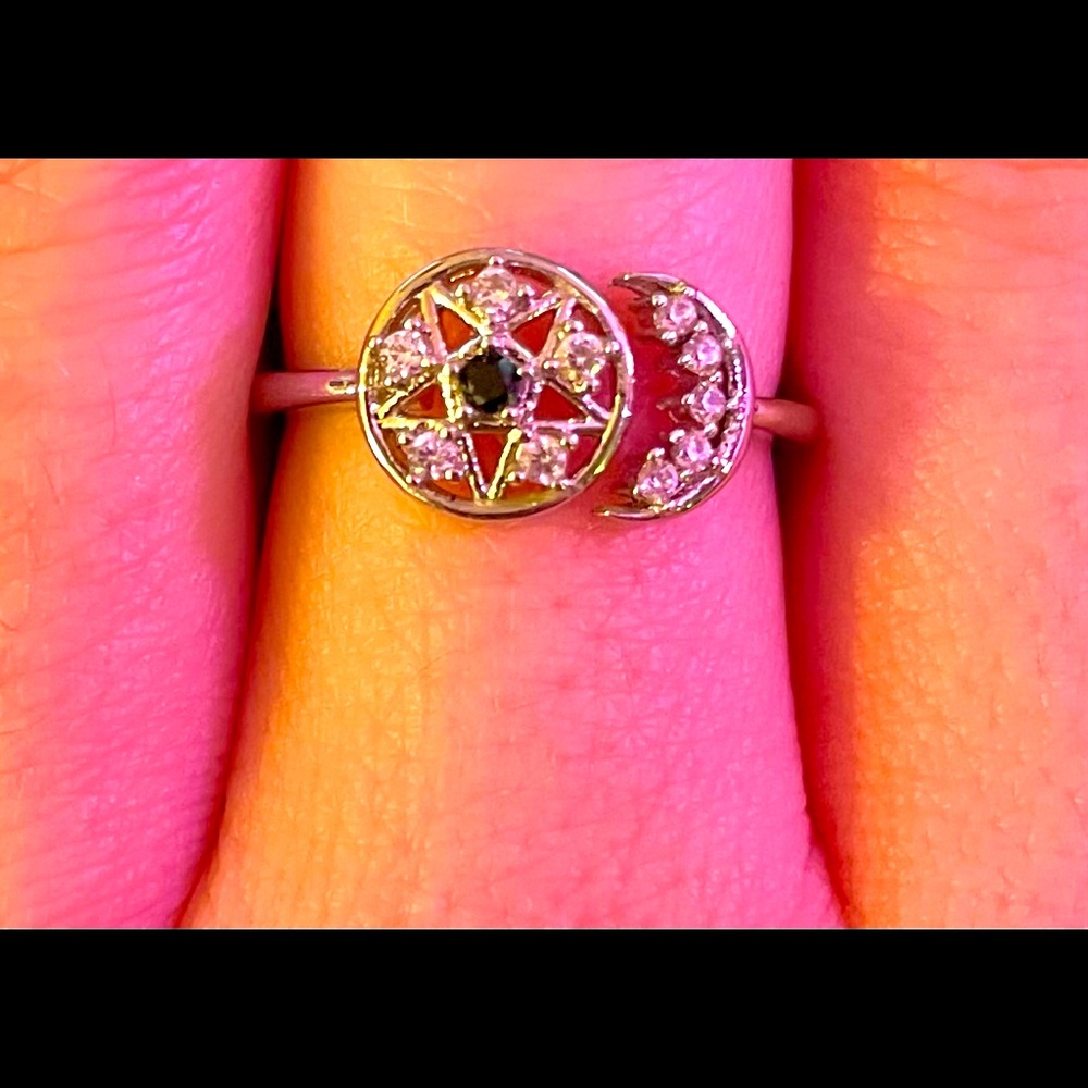 Fragrant Jewels Moonflower ring size 5 Star moon